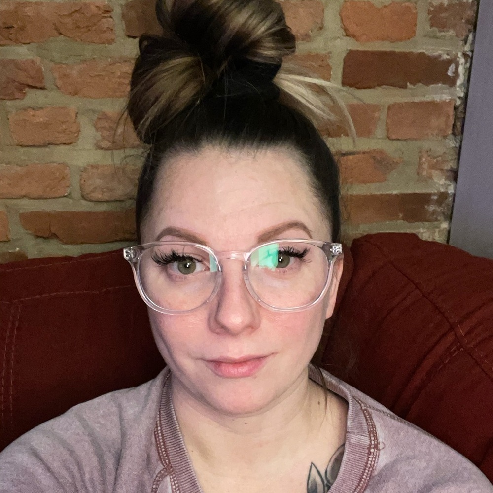 Meet your Posher, Tiffany